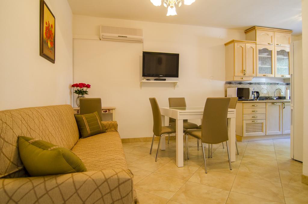 Turkish Tower Apartment Сплит Екстериор снимка