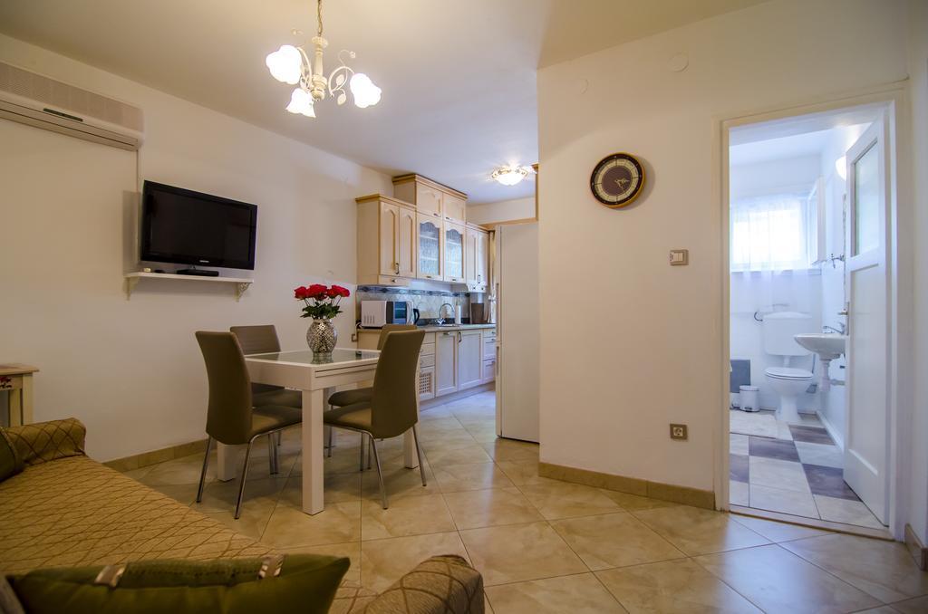 Turkish Tower Apartment Сплит Екстериор снимка